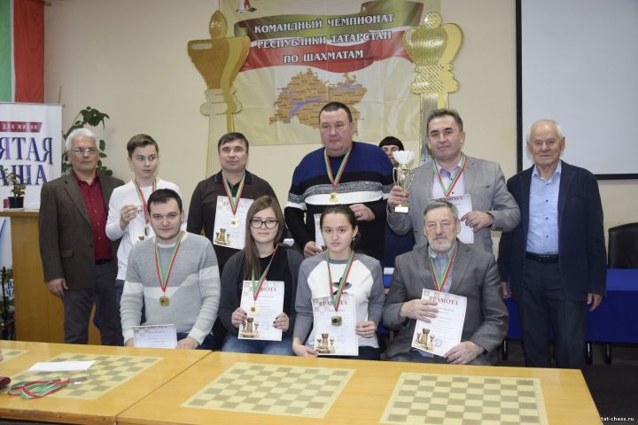 Сборная Лениногорска стала чемпионом Республики Татарстан по классическим шахматам
