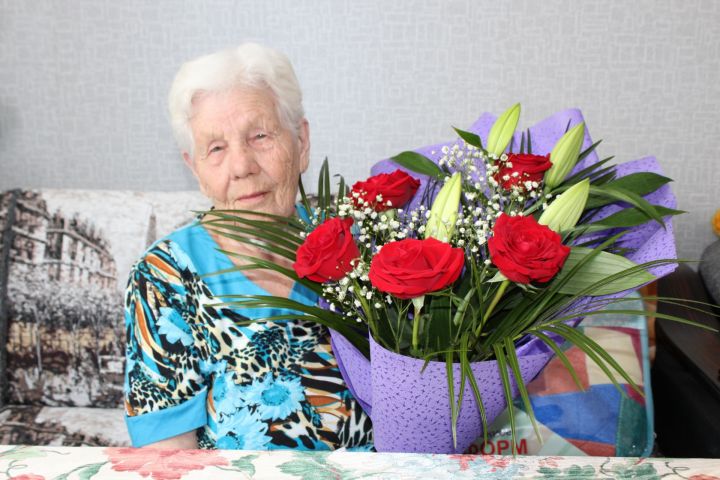 Жительница Лениногорска отметила свой 90-летний юбилей