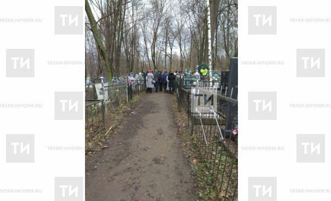 На Арском кладбище в Казани похоронили попавшую под поезд восьмилетнюю девочку