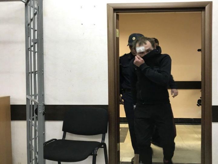 Суд арестовал водителя «БМВ», протаранившего в Казани полицейский автомобиль