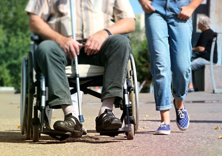 Татарстанским ветеранам боевых действий в Афганистане вручили инвалидные коляски