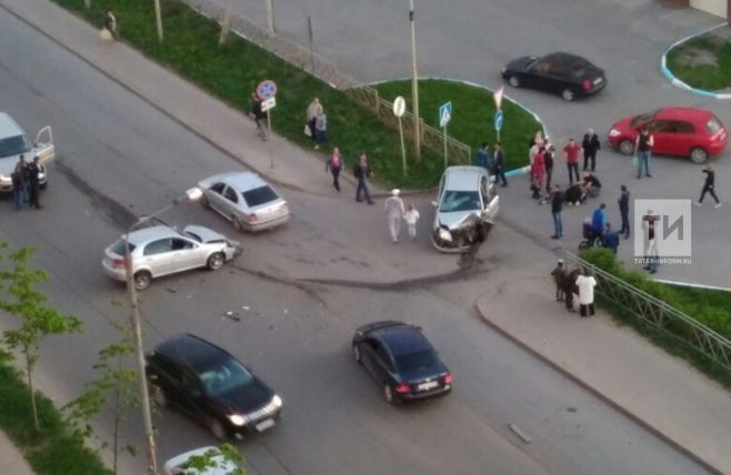 Пьяный водитель на «Шевроле» спровоцировал серьезное ДТП в Казани