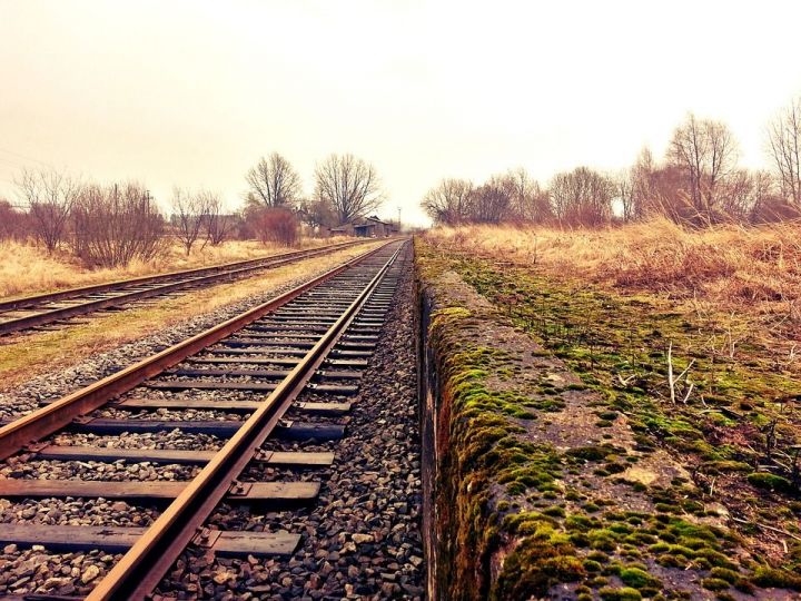 В Республике Татарстан  скорый поезд насмерть сбил мужчину