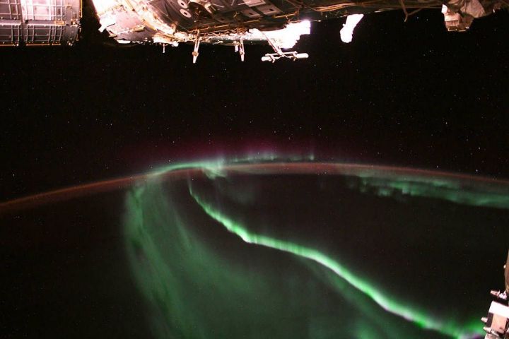 Астронавт сфотографировал северное сияние из космоса