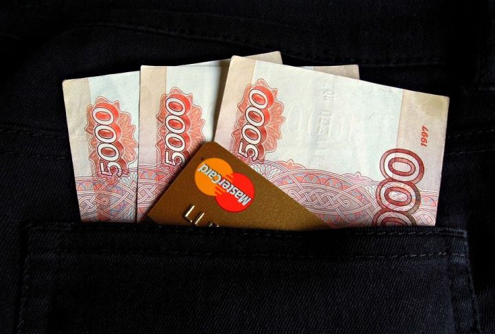 Средняя зарплата в России скоро повысится до 63 тысяч рублей