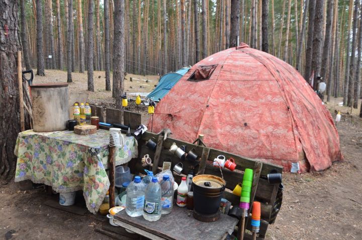Челнинский отшельник поселился в лесу, оставив бизнес, жену и восемь детей