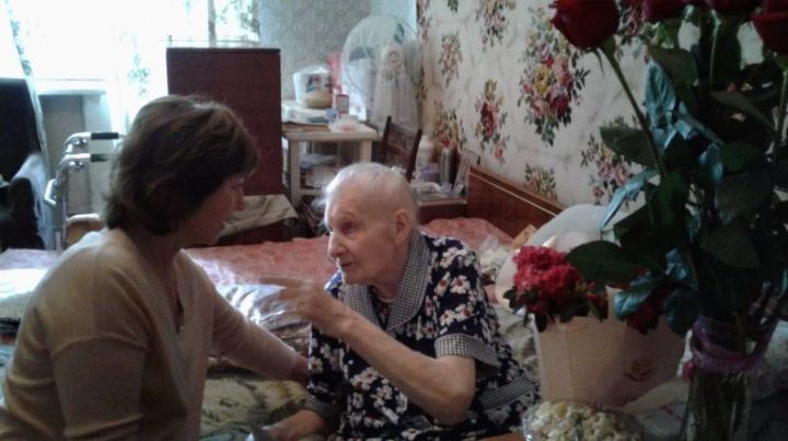 Жительница Лениногорска отмечает свой 90-летний юбилей