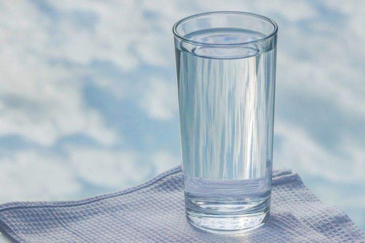 Обычная вода поможет снизить уровень холестерина