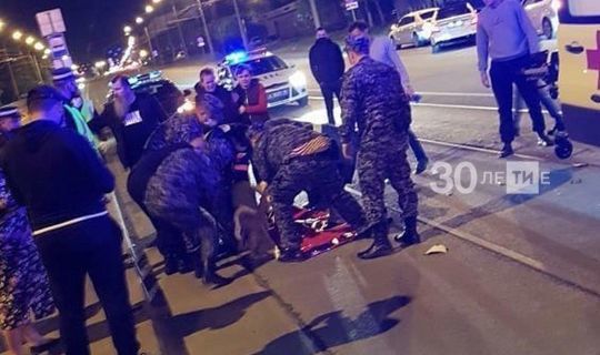 В Казани на трамвайных путях иномарка сбила женщину насмерть