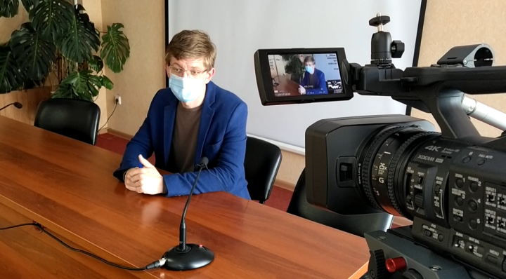 Главный врач ЦРБ ответил на вопросы о ситуации с коронавирусом в Лениногорске