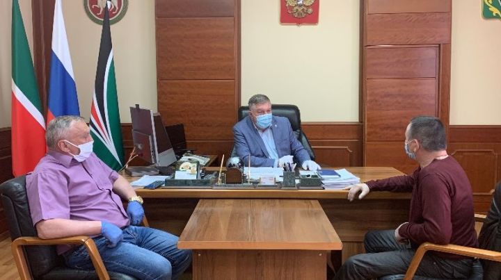 Глава Лениногорского района Рягат Хусаинов возобновил прием граждан