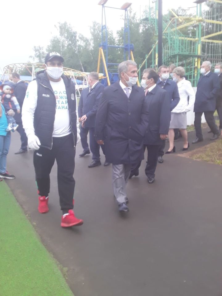 Президент Татарстана побывал в лениногорском лесопарке