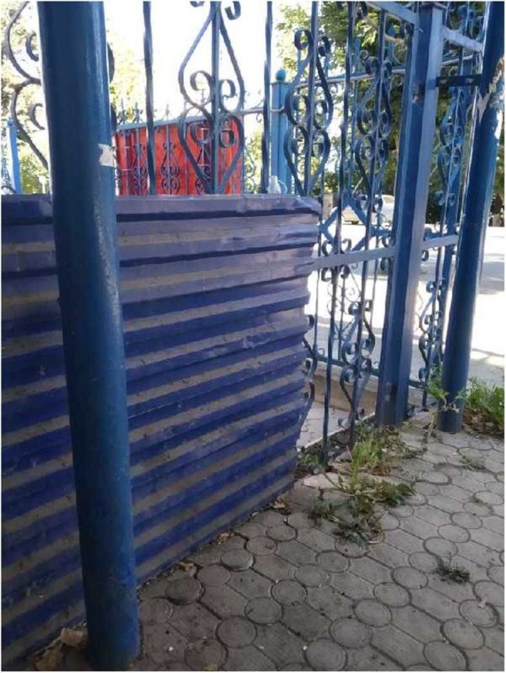 Житель Лениногорска через социальные сети попросил привести в порядок автобусную остановку