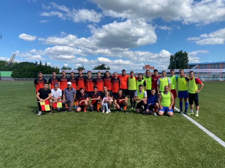 11 июля на стадионе «Юность» состоялась товарищеская игра местной команды «Лениногорск» и «ТатГрад» из г.Бугульма