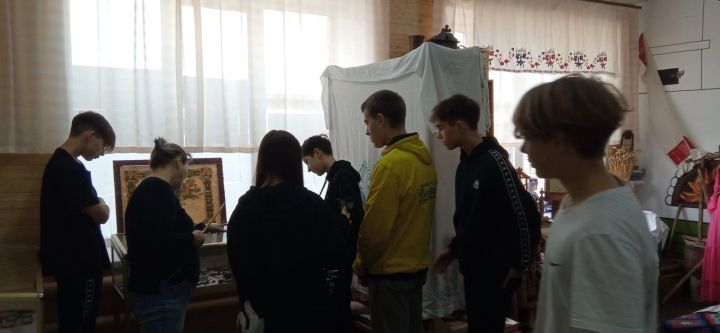 В Лениногорском музее провели День учителя