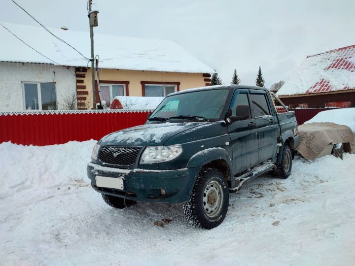 Мобилизованному из Лениногорска вручили машину для выполнения боевых задач в зоне СВО
