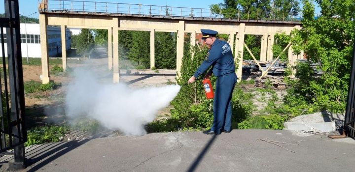 Работники Лениногорского городского суда прошли противопожарный инструктаж