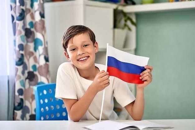 Дети участников СВО и врачей, погибших от COVID, получат образовательные льготы