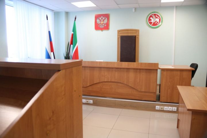 Жителя Лениногорска осудили за мошенничество
