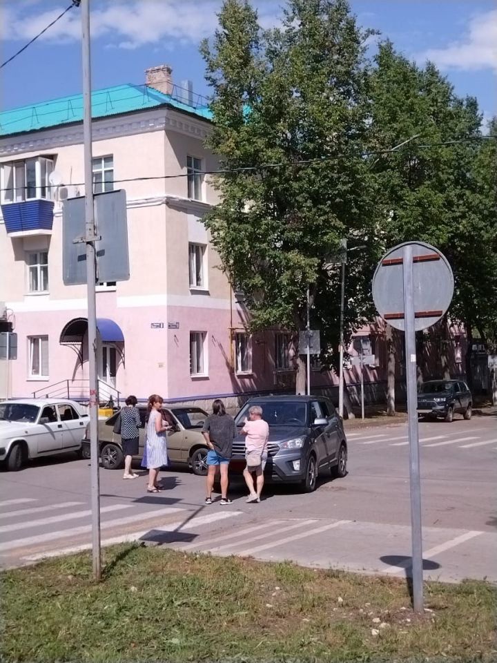 На злополучном перекрестке Лениногорска вновь случилась авария