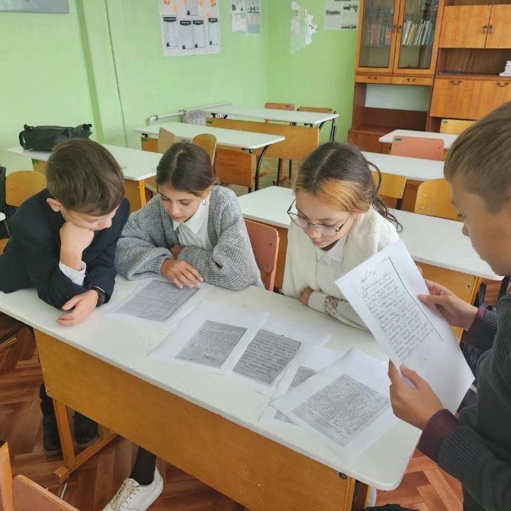 В школе № 4 Лениногорска школьникам рассказали о фашизме