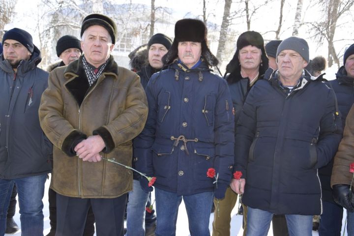 В Лениногорске прошел митинг, посвящённый в честь годовщины вывода войск из Афганистана