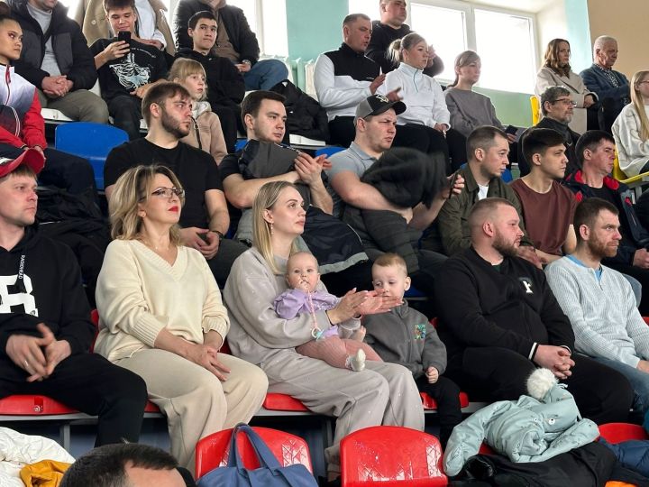 В Лениногорске проходит второй турнир по боксу памяти Дамира Исламова