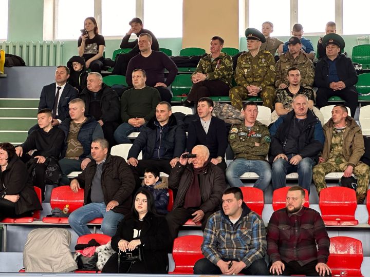 В Лениногорске проходит второй турнир по боксу памяти Дамира Исламова