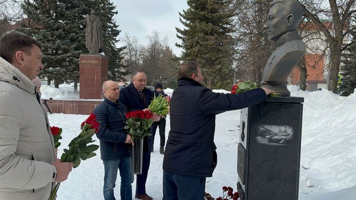 В Лениногорске проходит второй турнир по боксу памяти Дамира Исламова