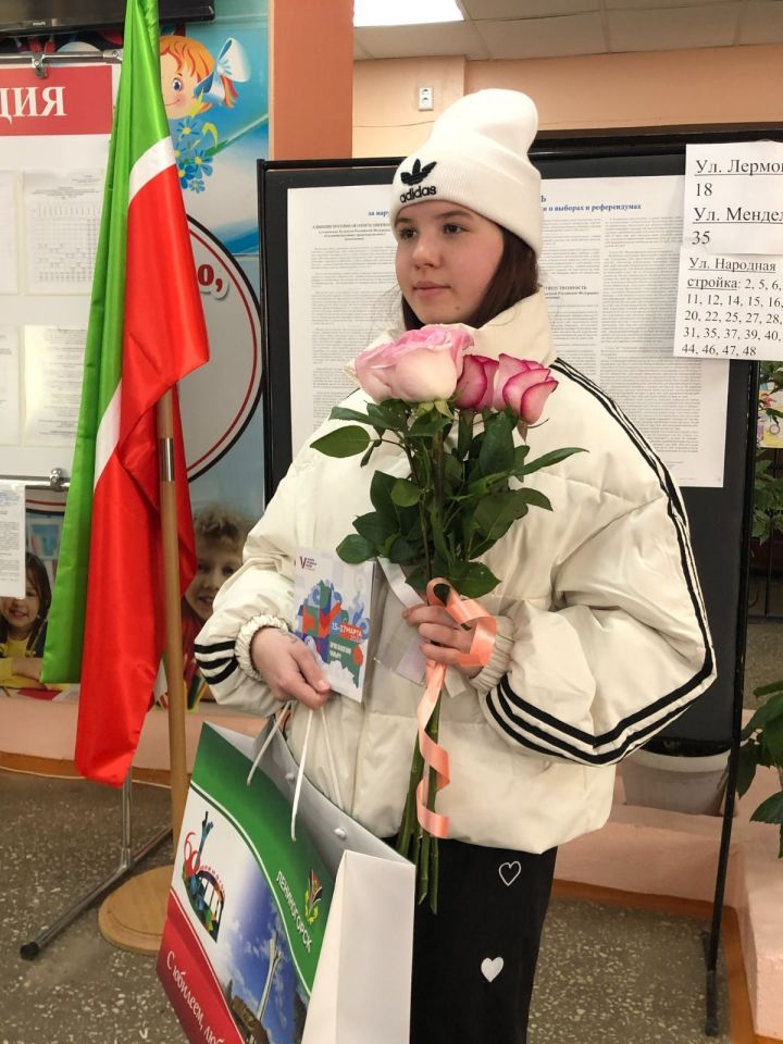 Ирине Кадышевой из Лениногорска 15 марта исполнилось 18 лет, и она впервые участвовала в выборах