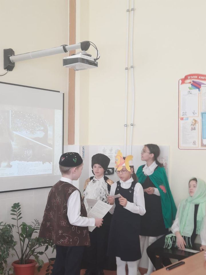 Школьники Лениногорска познакомились с культурой Азербайджана