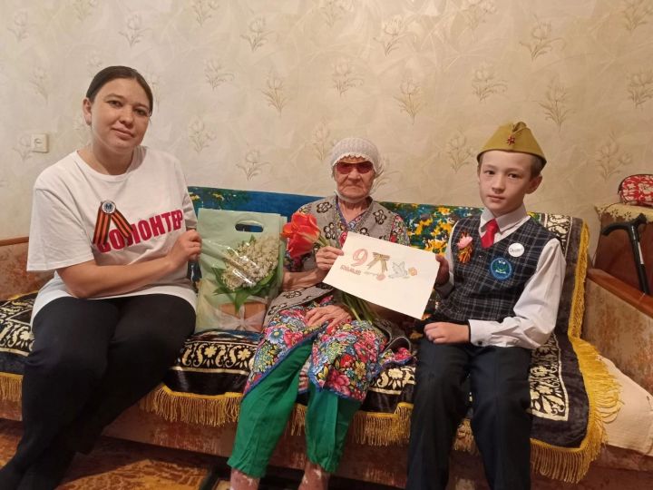 В Лениногорском центре социального обслуживания «Исток-Башлангыч» прошли мероприятия, посвященные Дню Победы