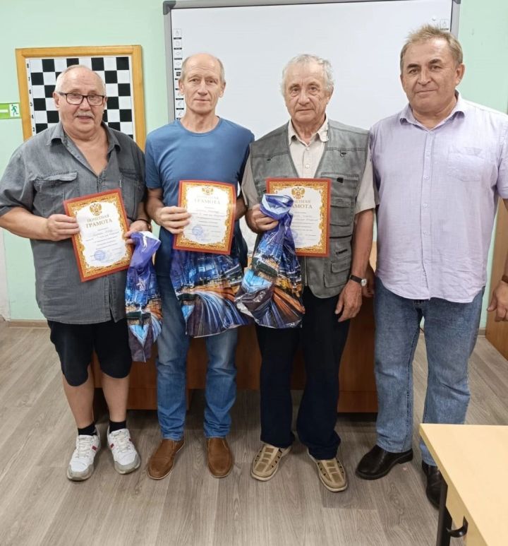 В Лениногорске прошел турнир по шахматам