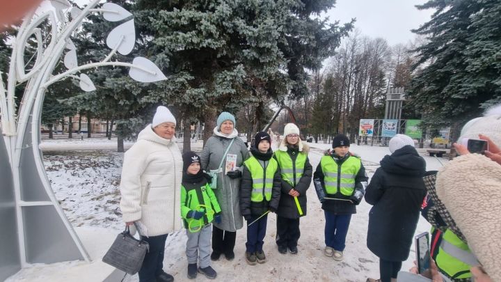 Лениногорские школьники провели акцию «Стань заметнее»