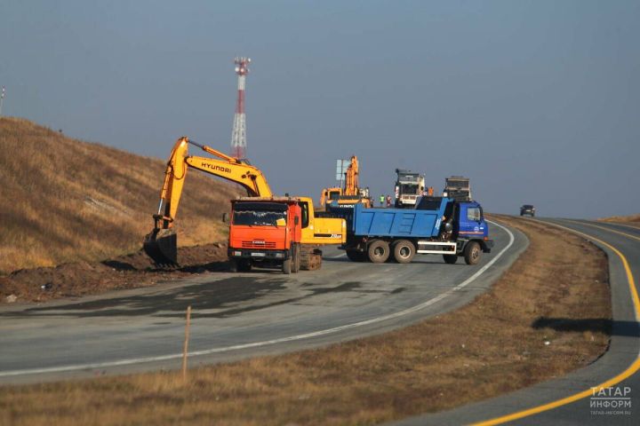 В Татарстане в 2024 году отремонтируют более 200 км дорог в рамках нацпроекта «Инфраструктура для жизни»