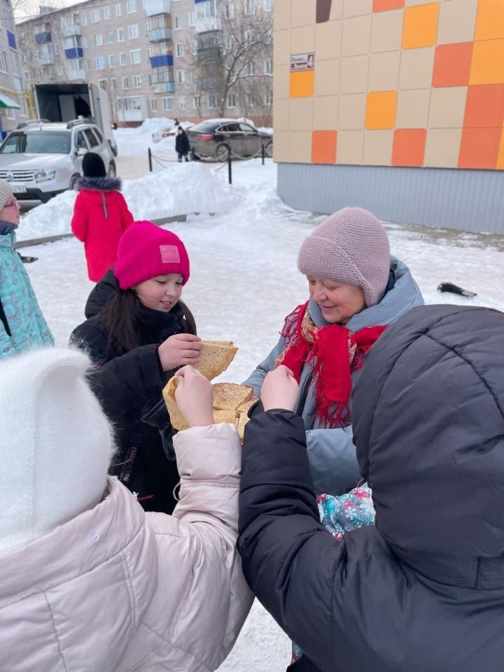 Десткая художественная школа Лениногорска отпраздновала Масленицу с творчеством и радостью
