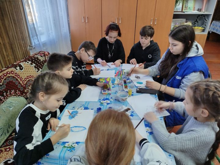 В Лениногорске прошел творческий конкурс ко Дню космонавтики