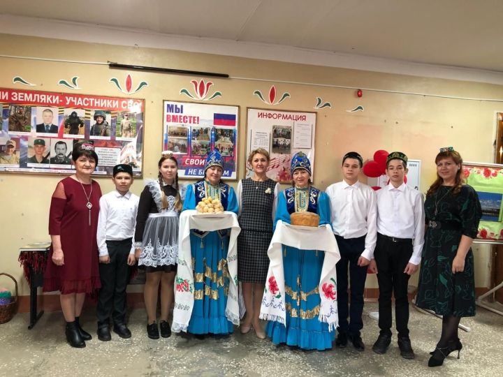 В Доме культуры села Новый Иштеряк Лениногорского района прошла церемония награждения участников проекта «Великолепие села»