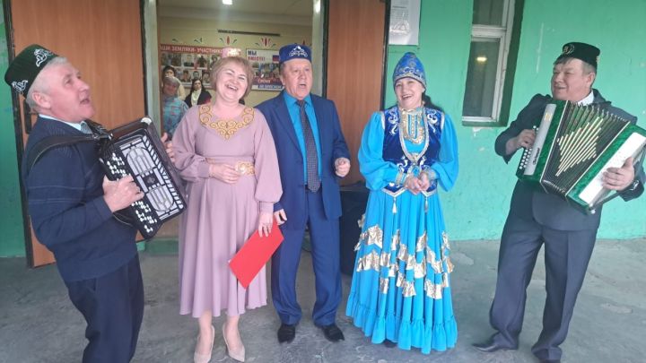 В Доме культуры села Новый Иштеряк Лениногорского района прошла церемония награждения участников проекта «Великолепие села»