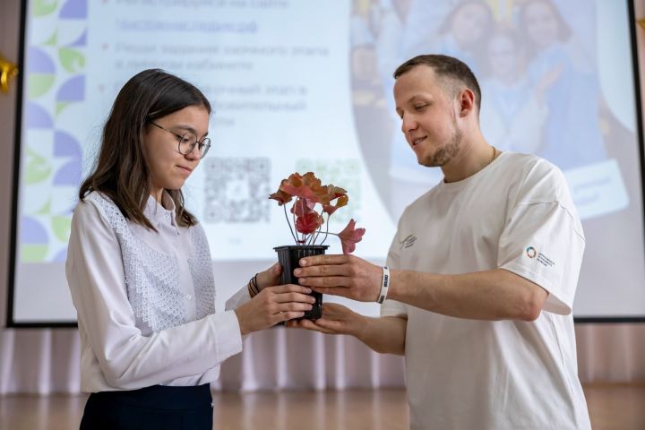 В Лениногорске и других городах республики стартовали очные уроки от Посланников ЦУР «Татнефти»