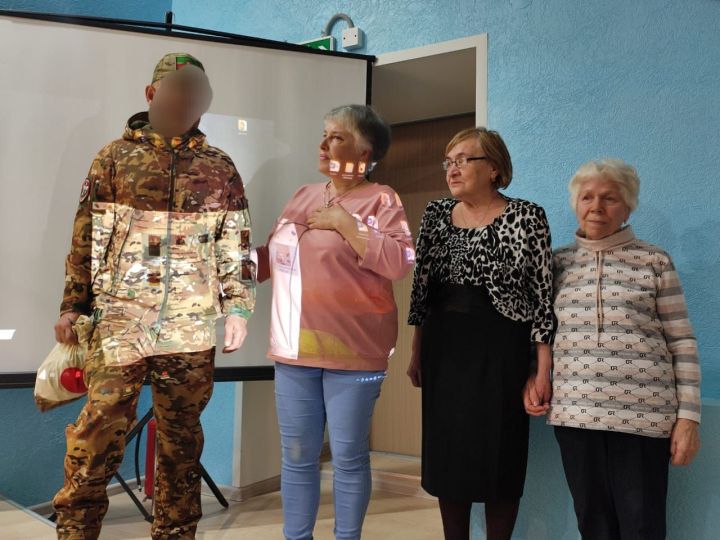Боец «Лекарь»: безмолвная встреча отца и сына