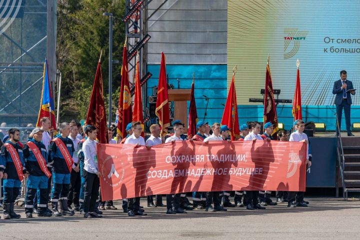 В Лениногорске торжественно отметили юбилей «Татнефти»
