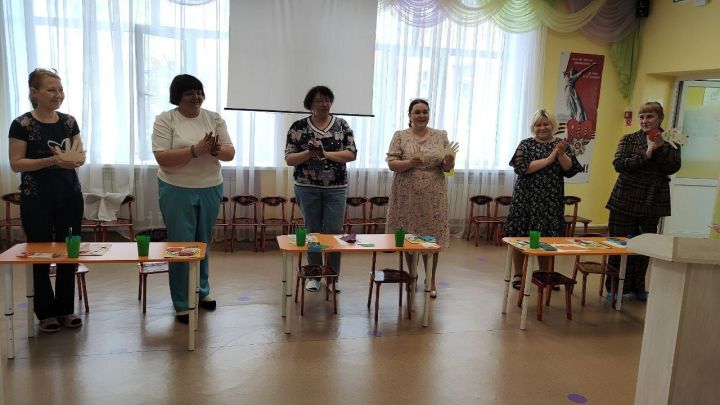 В Лениногорске педагоги детсадов изучали методики по профилактике ДТП с участием детей