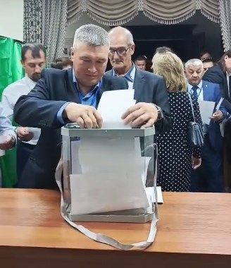 В Лениногорске депутаты избирали главу муниципального района