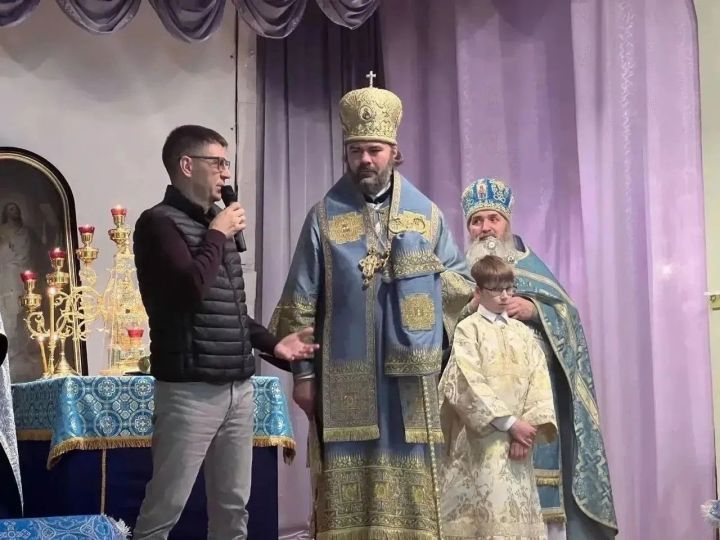 В Лениногорском районе в храме состоялась Божественная литургия