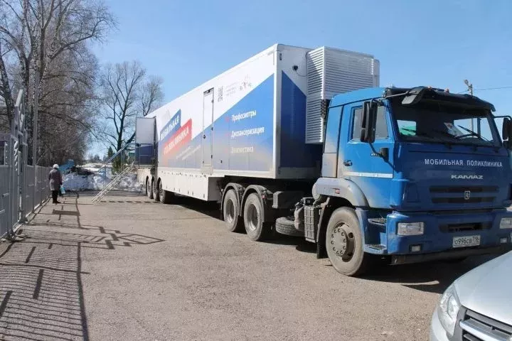 В Лениногорский район приехала мобильная поликлиника