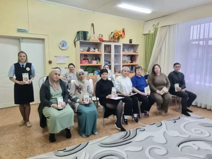 В Лениногорске родителям дошкольников напомнили о правилах дорожной безопасности