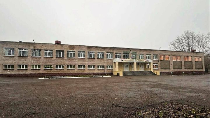 Школу №8 в Нижнекамске капитально обновляют по национальному проекту