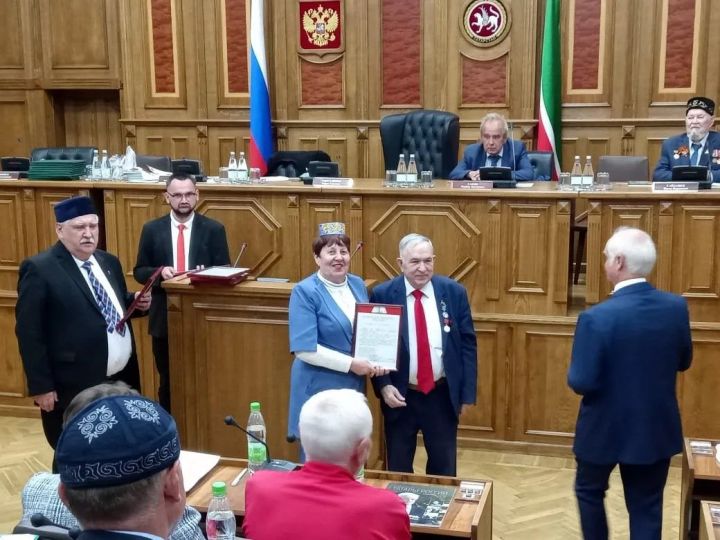 Лениногорские ветераны-краеведы выступили в Госсовете Татарстана