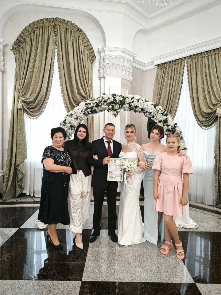 В Лениногорске супруги отметили серебряную свадьбу